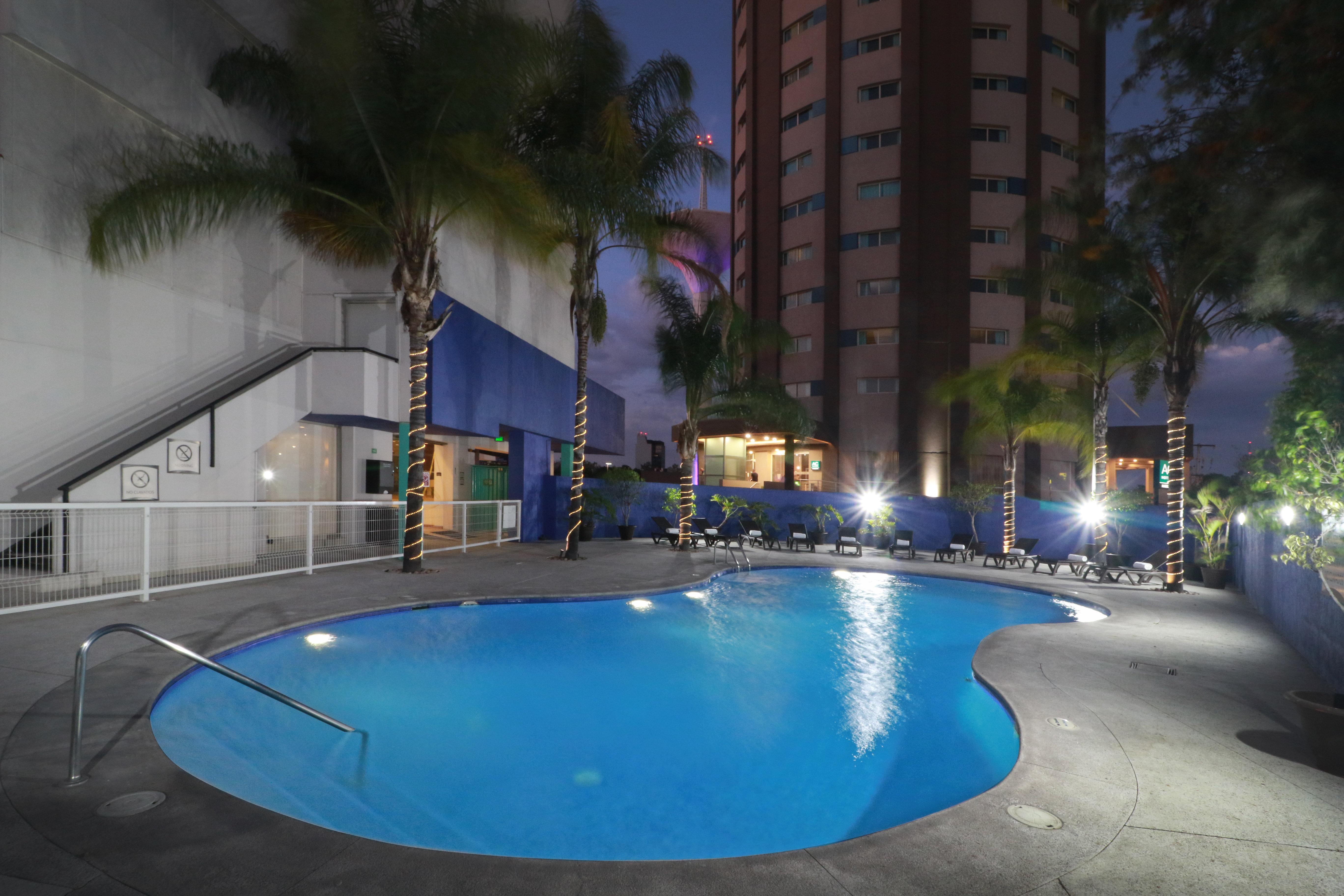 Staybridge Suites Guadalajara Expo By Ihg Zapopan Zewnętrze zdjęcie
